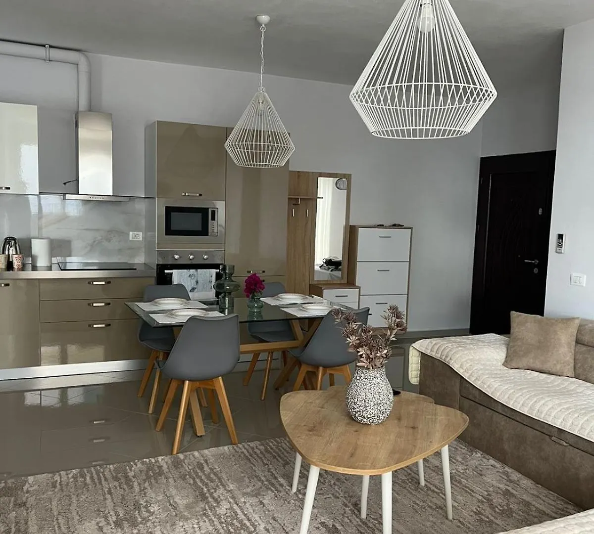 Saranda View Apartment