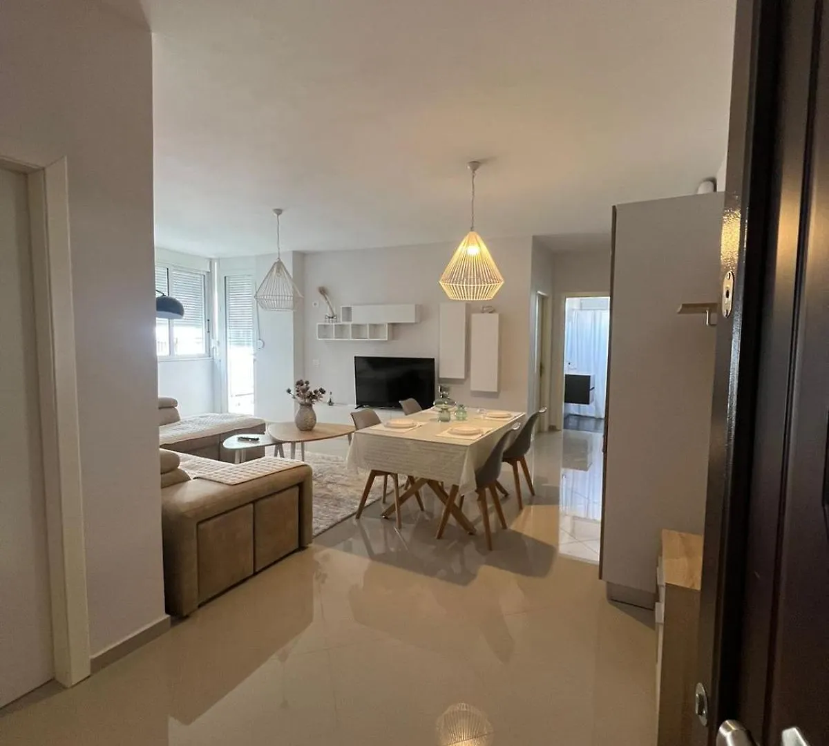 Saranda View Apartment