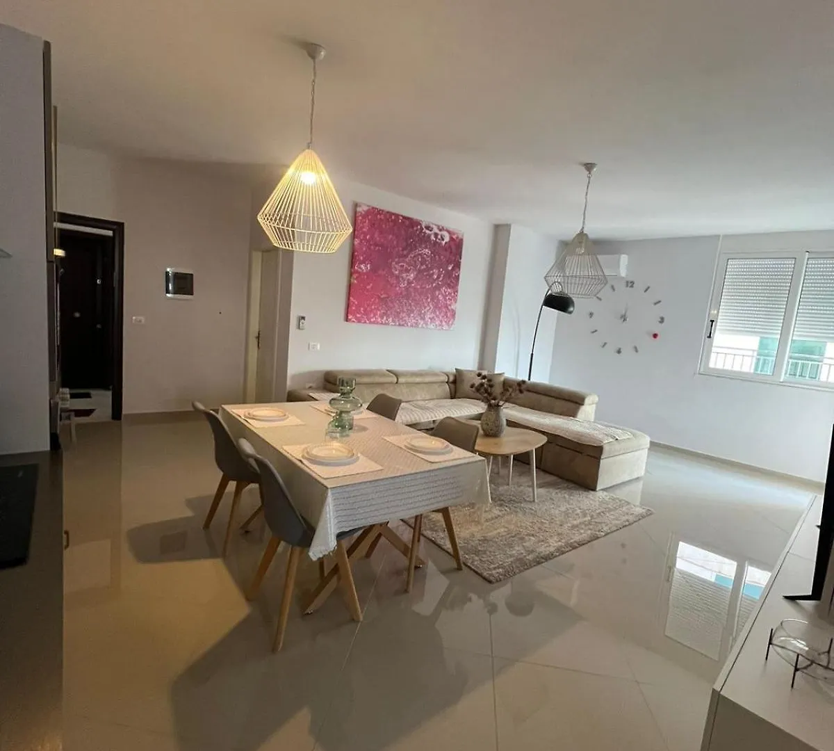 Saranda View Apartment
